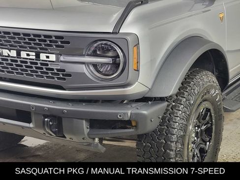 Used 2024 Ford Bronco Badlands w/ Sasquatch Package AWD/4WD image 9