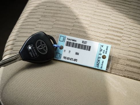 Used 2011 Toyota RAV4 2WD w/ Base L4 Extra Value Pkg image 35