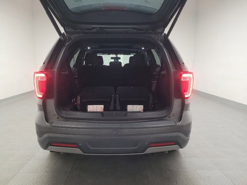 Used 2019 Ford Explorer XLT w/ Equipment Group 201A image 29
