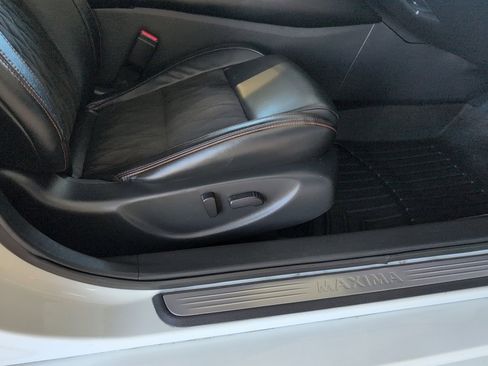 Used 2020 Nissan Maxima SR w/ Sport Mat Group image 47