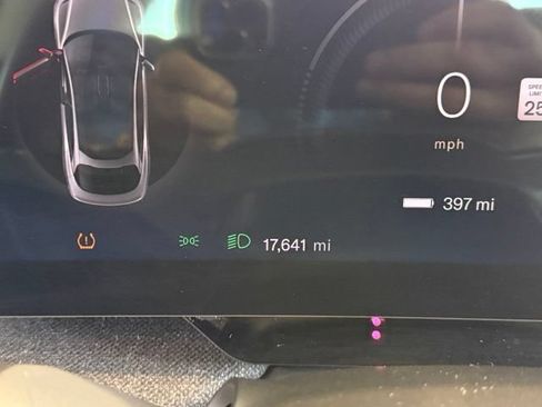 Used 2025 Lucid Air Pure RWD image 15