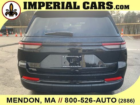 New 2025 Jeep Grand Cherokee Limited w/ Black Appearance Package image 13