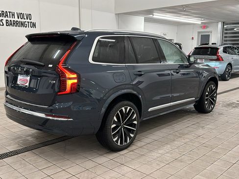New 2026 Volvo XC90 T8 Ultra w/ Protection Package Premier image 5