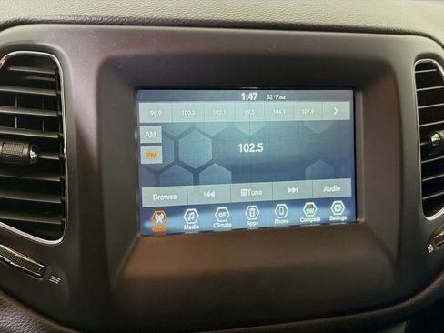 Used 2021 Jeep Compass Sport image 16