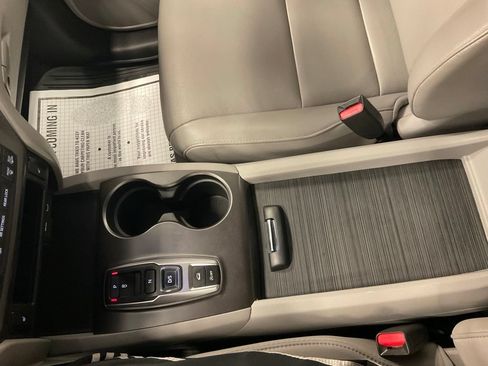 Used 2022 Honda Pilot EX-L image 16