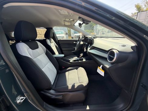 New 2026 Chevrolet Trax LS w/ LS Convenience Package FWD image 25