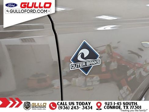 Used 2025 Ford Bronco Outer Banks image 30