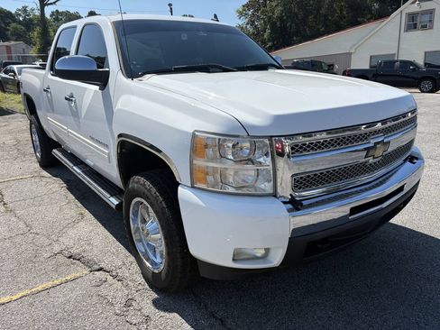 Used 2011 Chevrolet Silverado 1500 LT w/ All-Star Edition AWD/4WD image 8