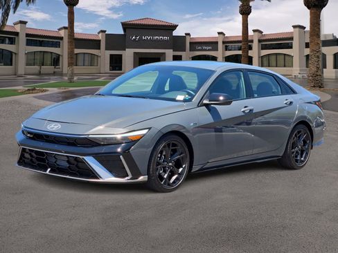 Certified 2025 Hyundai Elantra N Line FWD image 4