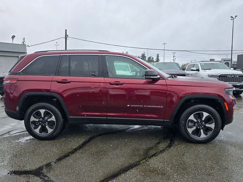 New 2024 Jeep Grand Cherokee Limited 4xe w/ Luxury Tech Group II AWD/4WD image 9