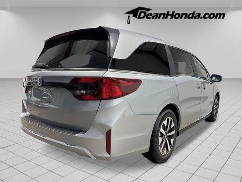 New 2026 Honda Odyssey EX-L image 5