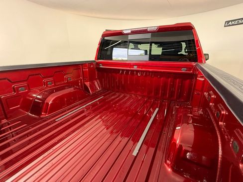 Used 2021 Chevrolet Silverado 1500 LTZ AWD/4WD image 12