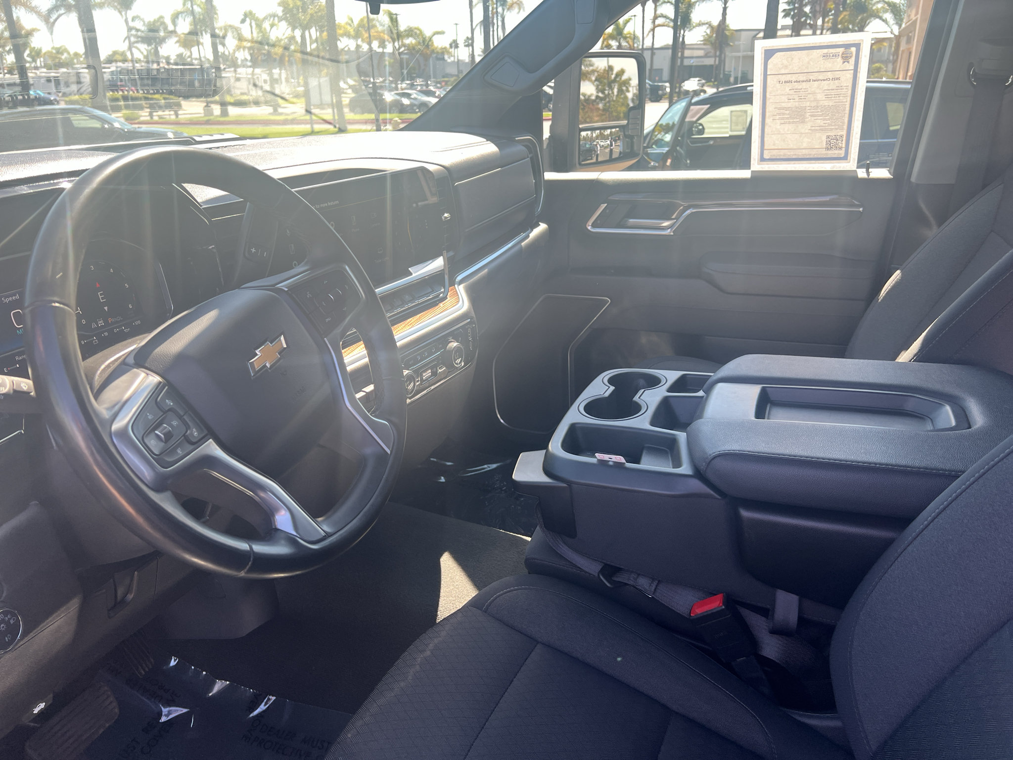 Used 2025 Chevrolet Silverado 2500 LT w/ Convenience Package AWD/4WD image 11