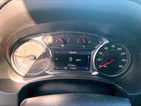 Used 2022 GMC Terrain SLE w/ Driver Convenience Package FWD image 16