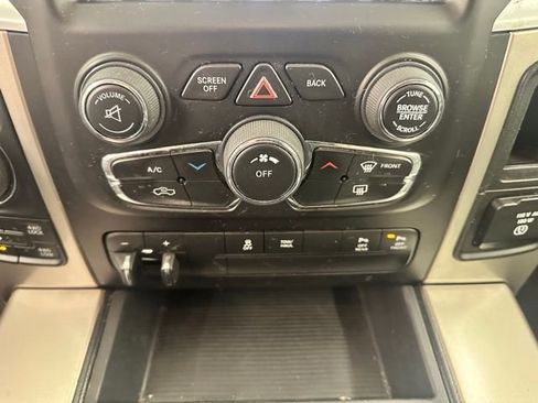 Used 2015 RAM 1500 Lone Star image 25