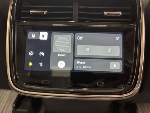 Used 2023 Rivian R1T Adventure AWD/4WD image 31
