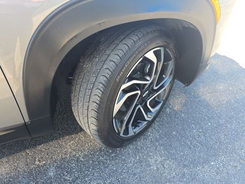 Used 2025 Chevrolet TrailBlazer RS w/ Convenience Package image 46