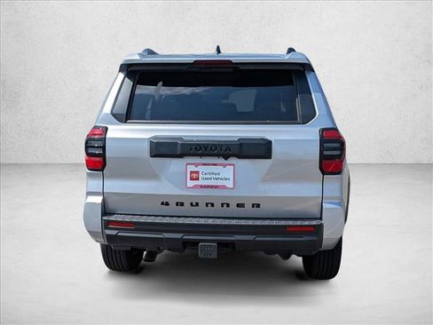 Used 2026 Toyota 4Runner SR5 AWD/4WD image 6