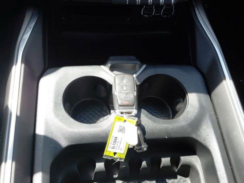 Used 2020 RAM 1500 Laramie AWD/4WD image 27