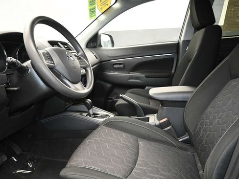 Used 2024 Mitsubishi Outlander Sport ES AWD/4WD image 13
