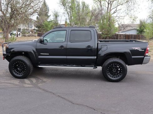 Used 2010 Toyota Tacoma 4x4 Double Cab image 9