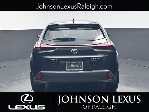 New 2026 Lexus UX 300h FWD image 8