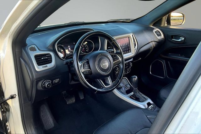 Used 2021 Jeep Compass Latitude AWD/4WD image 17
