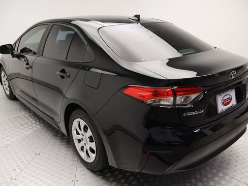 Used 2024 Toyota Corolla LE FWD image 11