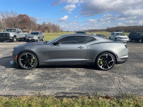 Used 2021 Chevrolet Camaro SS image 10