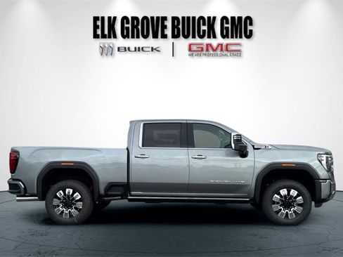 New 2026 GMC Sierra 2500 Denali w/ Denali Reserve Package image 3
