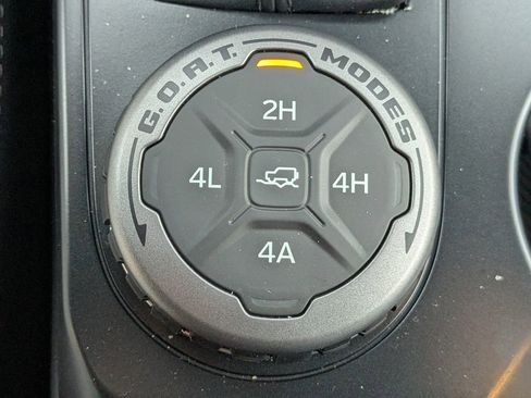 New 2025 Ford Bronco Badlands image 22