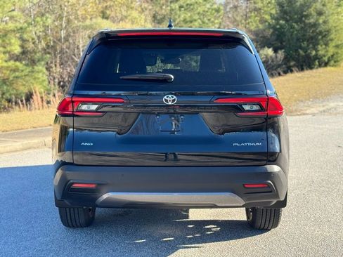 Used 2024 Toyota Grand Highlander Platinum image 12
