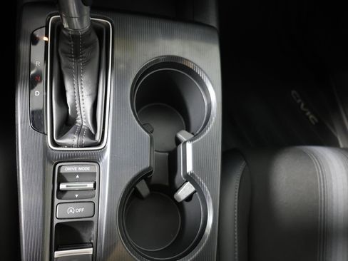 Used 2023 Honda Civic Sport image 18