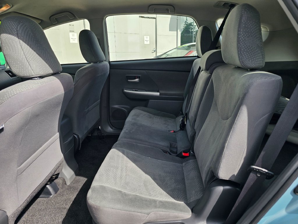 Used 2014 Toyota Prius V Three FWD image 16