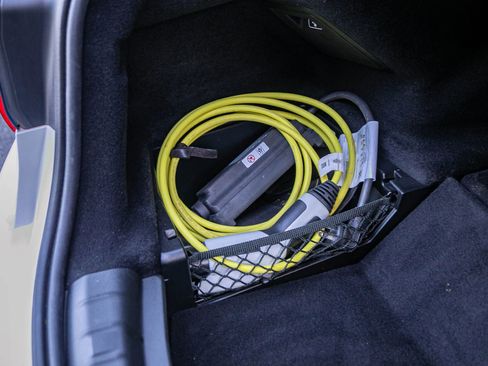 Used 2019 BMW 530e w/ Convenience Package image 36