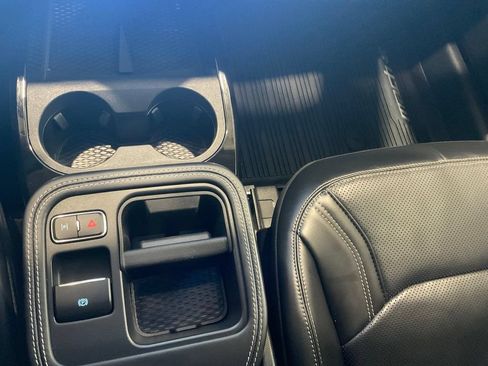 Used 2025 Ford Mustang Mach-E Premium AWD/4WD image 20