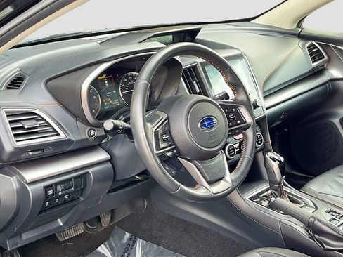 Used 2022 Subaru Crosstrek 2.5i Limited w/ Moonroof Package 1 AWD/4WD image 9