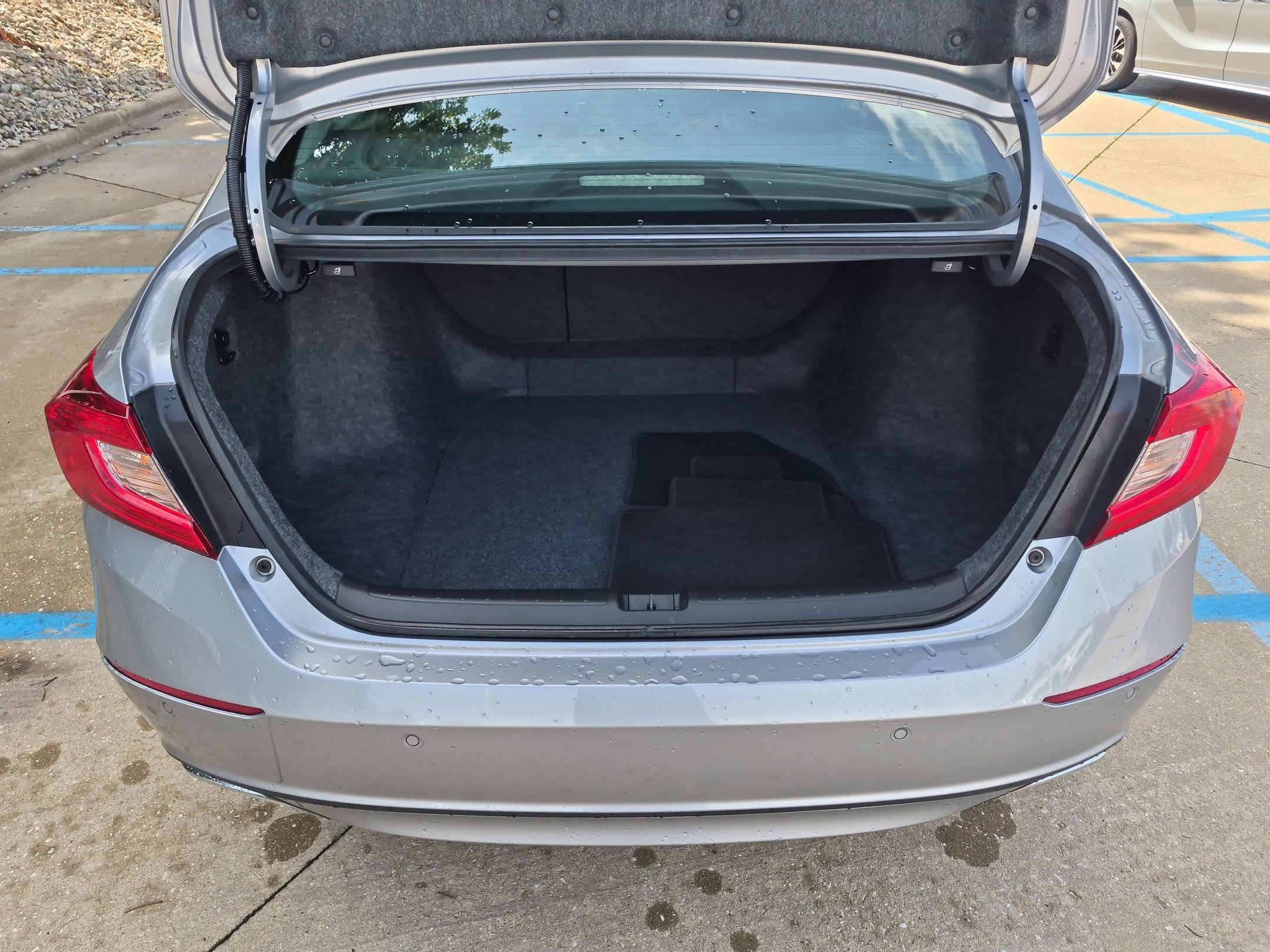 Used 2022 Honda Accord EX-L image 27