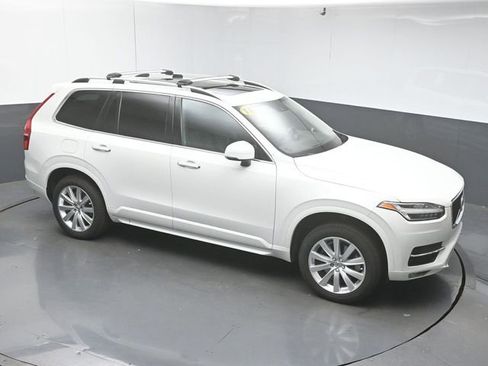 Used 2018 Volvo XC90 T5 Momentum FWD image 41