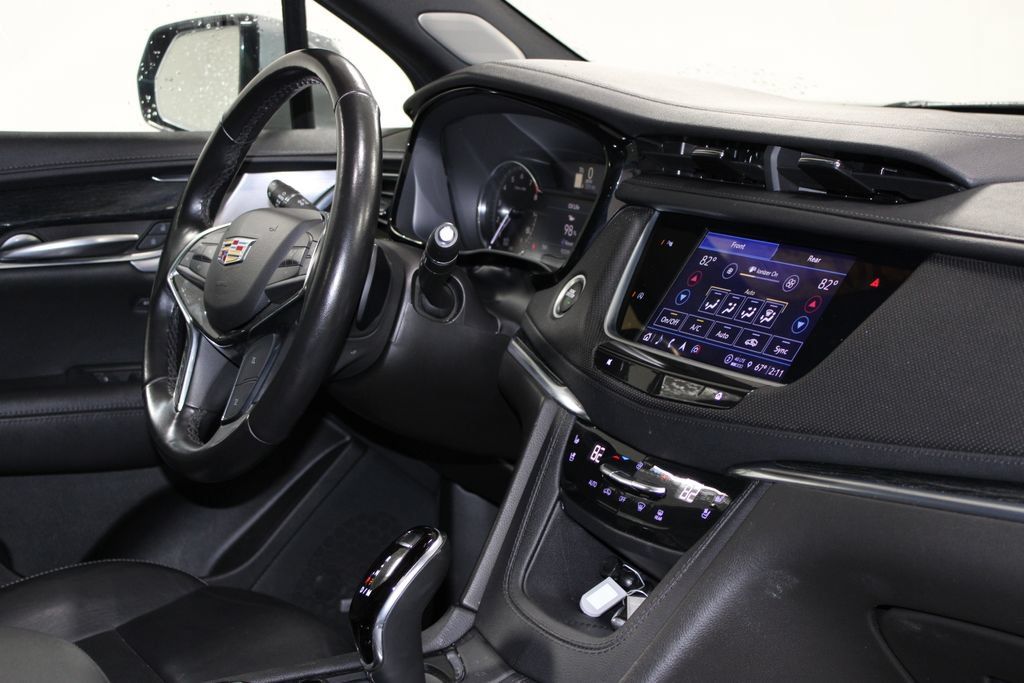 Used 2023 Cadillac XT5 Premium Luxury AWD/4WD image 30