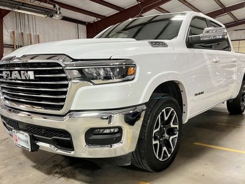 Used 2025 RAM 1500 Laramie image 6