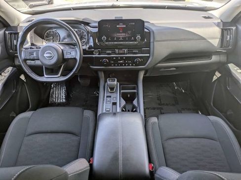 Used 2024 Nissan Pathfinder SV FWD image 16