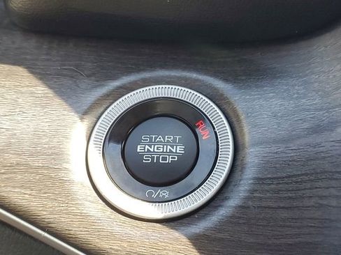 Used 2023 Jeep Grand Cherokee L Limited AWD/4WD image 26