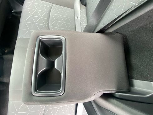 Used 2024 Toyota RAV4 XLE AWD/4WD image 30