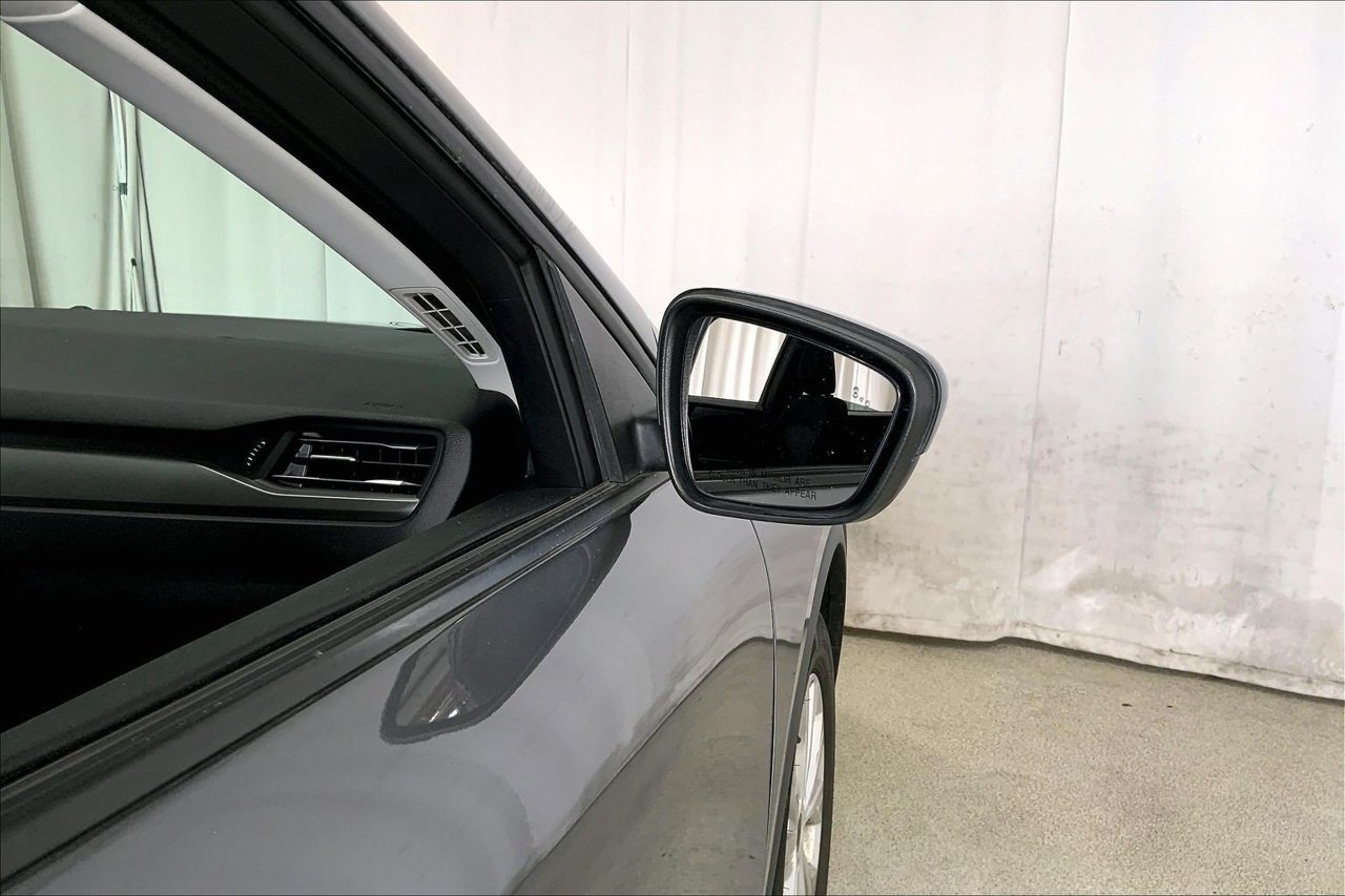 Used 2025 Ford Escape Active FWD image 11