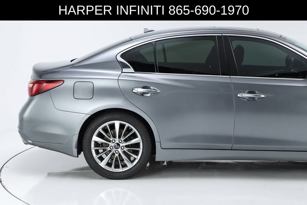 Used 2019 INFINITI Q50 Luxe w/ Essential Package (3.0T Luxe) AWD/4WD image 12