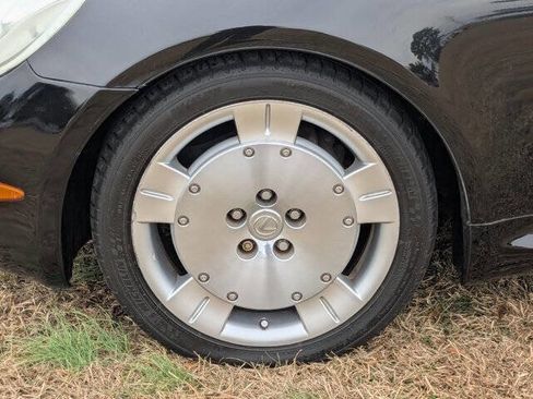 Used 2002 Lexus SC 430 Convertible image 10