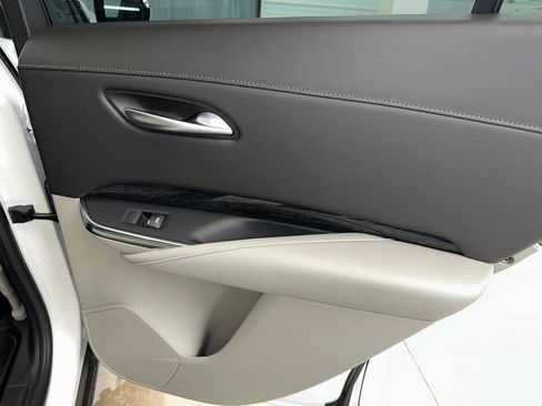 Used 2023 Cadillac XT4 Premium Luxury w/ Cold Weather Package image 28