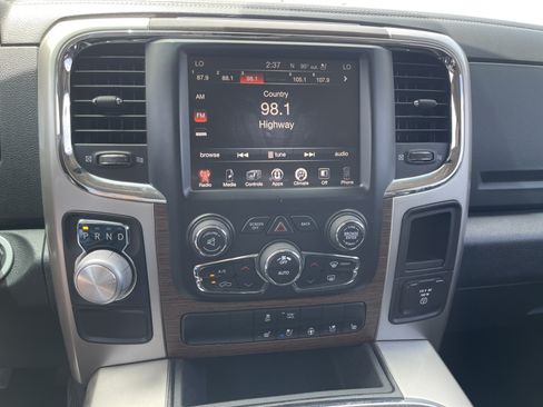 Used 2016 RAM 1500 Laramie RWD image 24