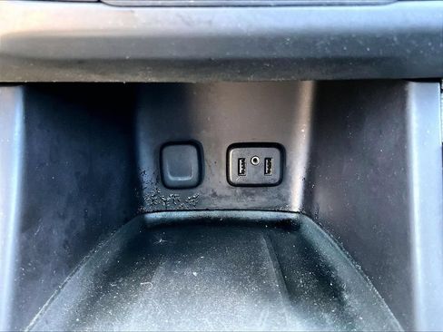 Used 2017 GMC Acadia SLT FWD image 34